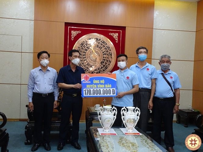 Caritas Hải Phòng đồng hành với bà con vùng dịch huyện Vĩnh Bảo